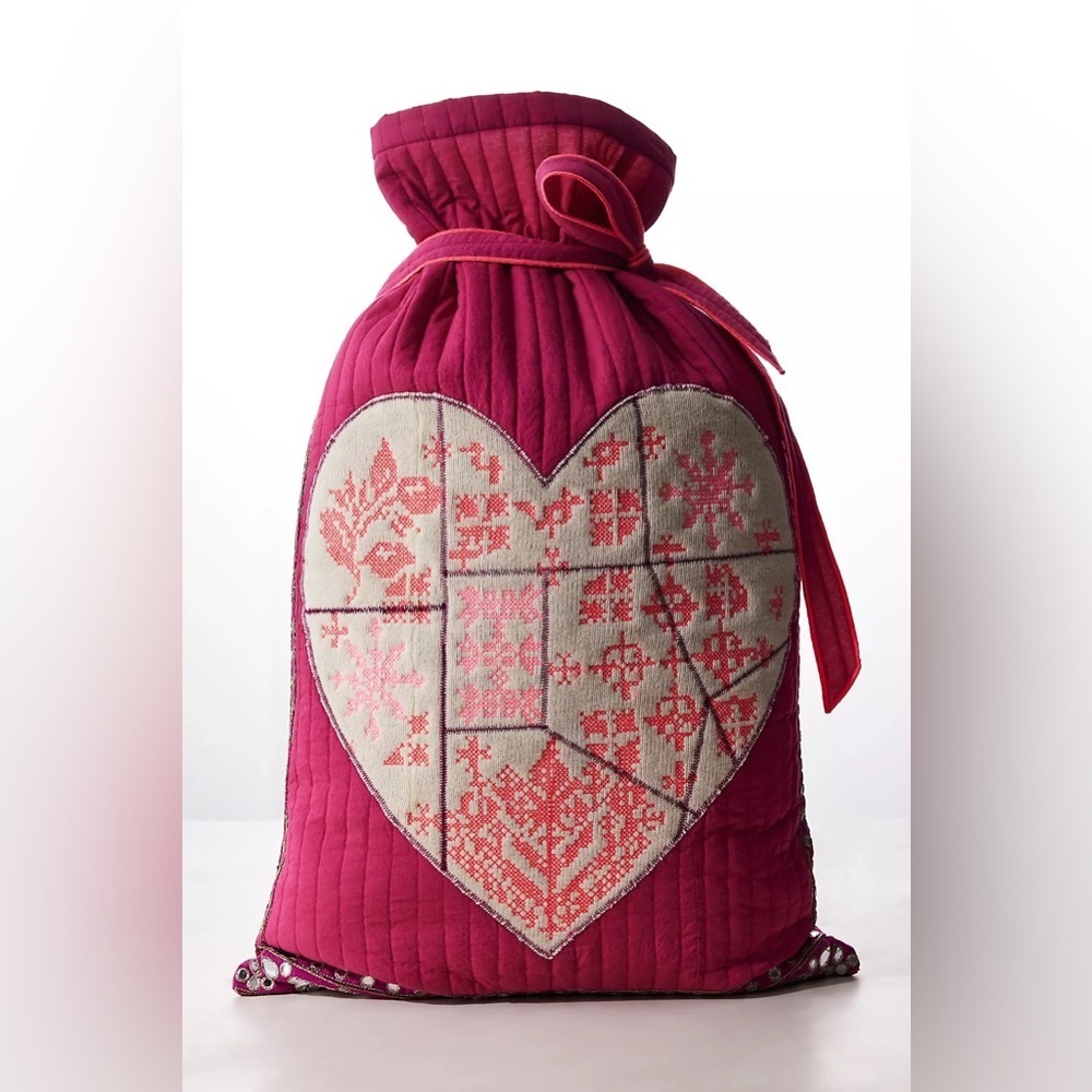 NEW FP One Perfect Present Gift Sack Heart